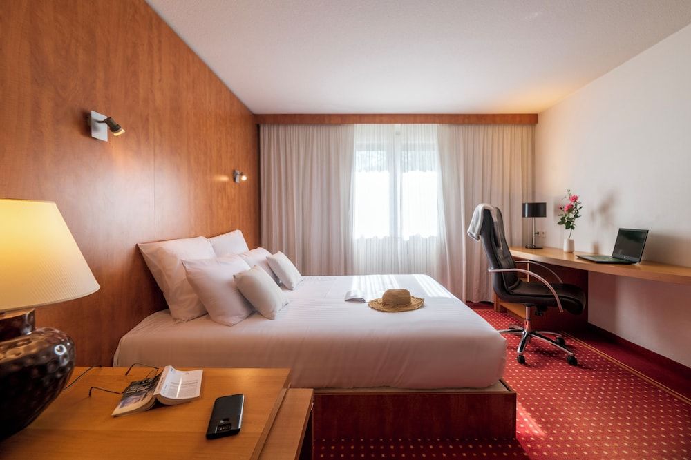 CERISE Bordeaux Mérignac Aéroport Suite Double 2