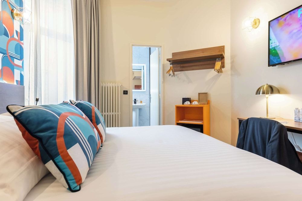 Superior Room, 1 Queen Bed, Non Smoking