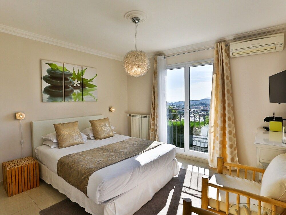 Deluxe Double Room, Private Bathroom, Sea View (1)