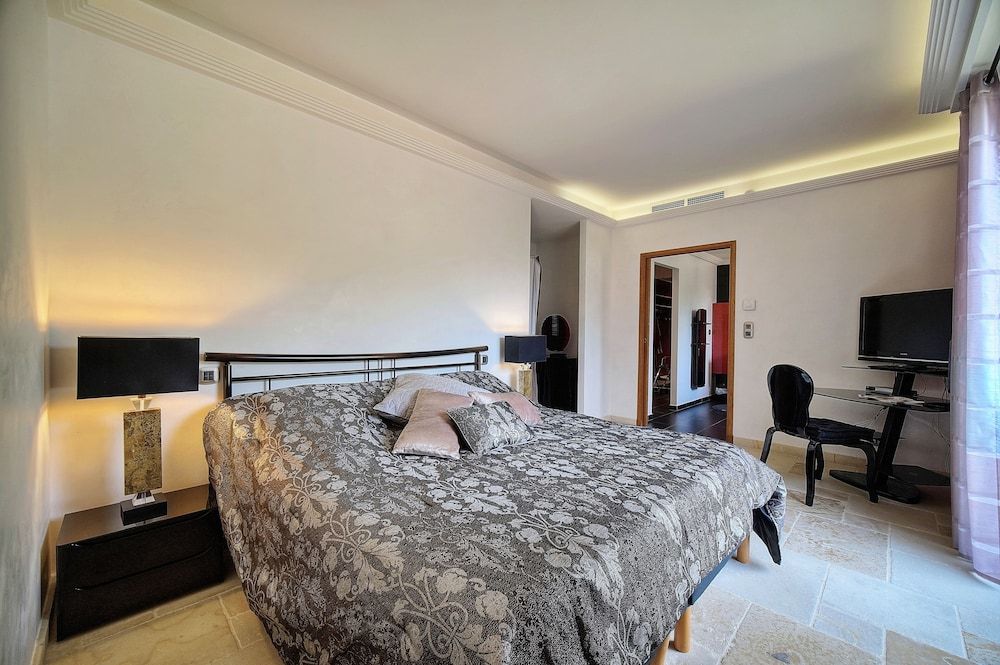 Deluxe Double Room (Juliane)