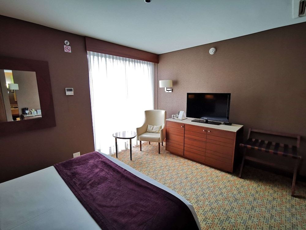 Mercure Bogotá Calle 100 Standard Room, 1 Queen Bed 6