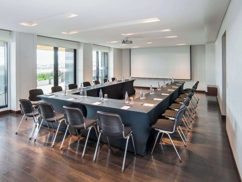 undefined Mercure Bogotá Calle 100 9