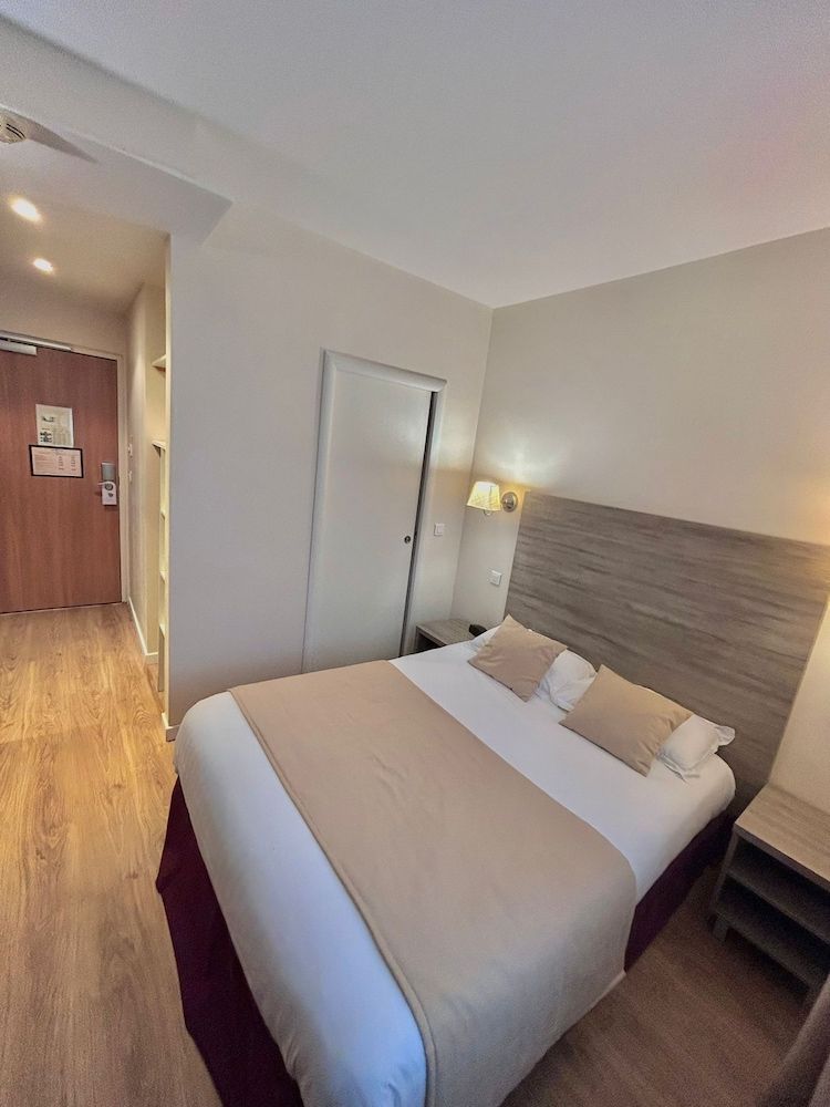Basic Double Room