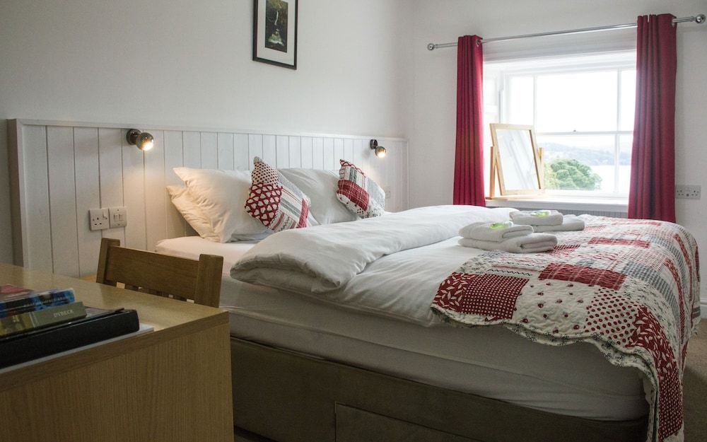 Brathay Hall - Brathay Trust Double or Twin Room, Lake View