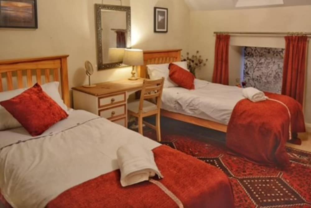 Cottage, Multiple Beds