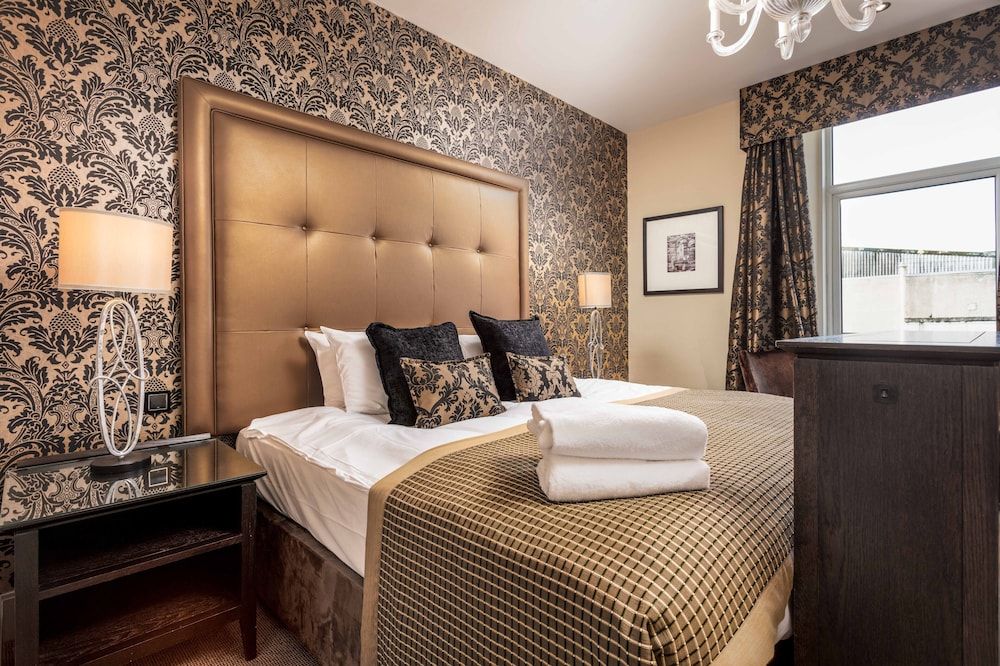 The Kylestrome Hotel Signature Suite 3