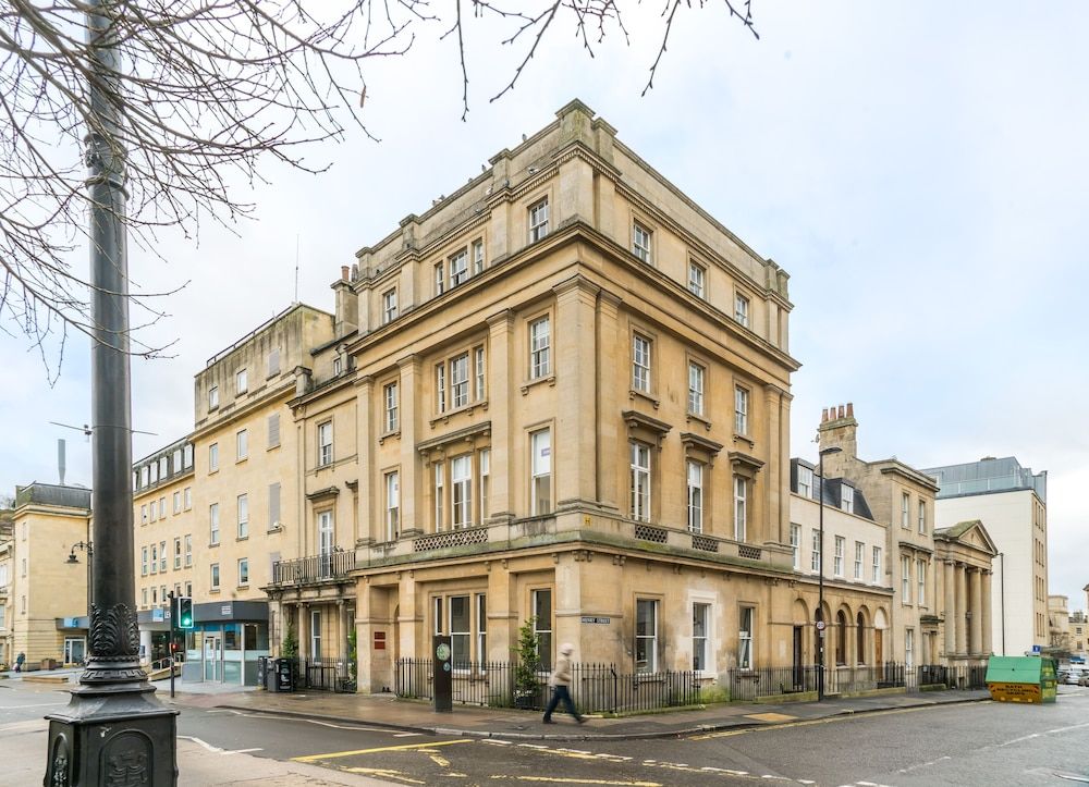 undefined The Halcyon Apartments Henry Street 2