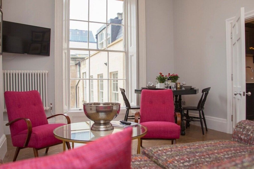 Stylish City Centre Apartment - Bath Apartment 21