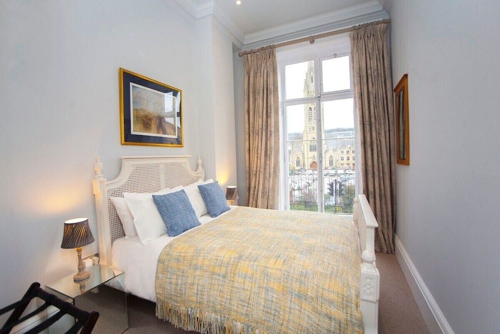 Stylish City Centre Apartment - Bath Apartment 2
