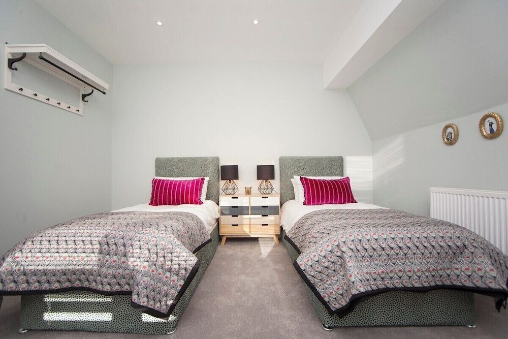 undefined Georgian Coach House Mews Central Bath