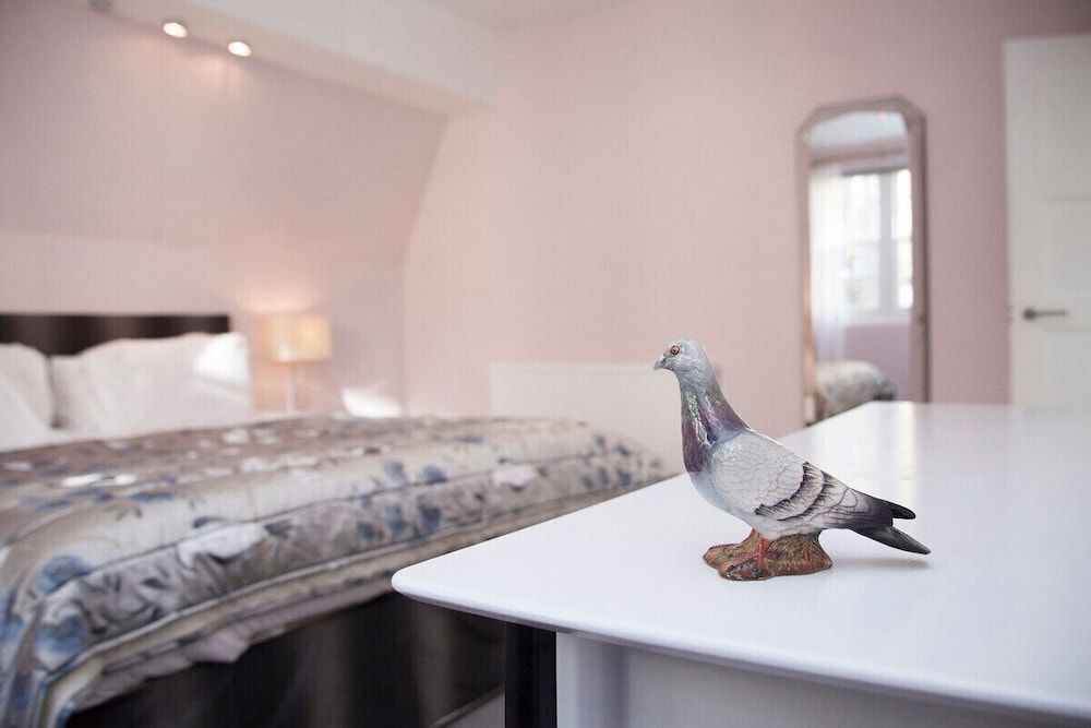 Georgian Coach House Mews Central Bath Apartment, Private Bathroom (TCH) 7