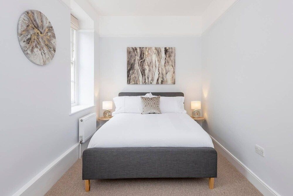 undefined The King's Retreat