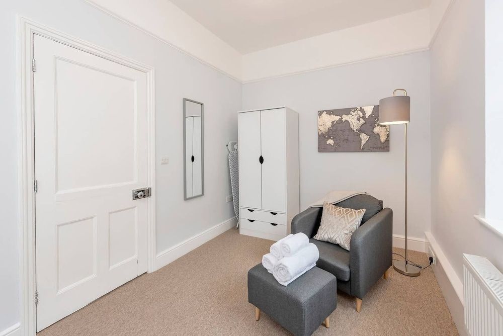 undefined The King's Retreat 3