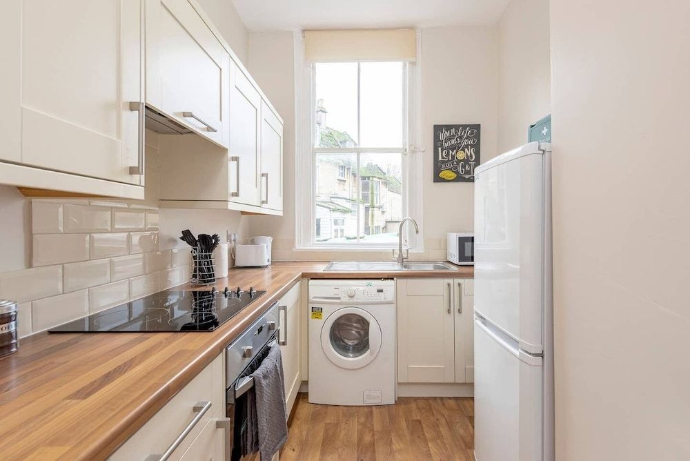 undefined The King's Retreat 5