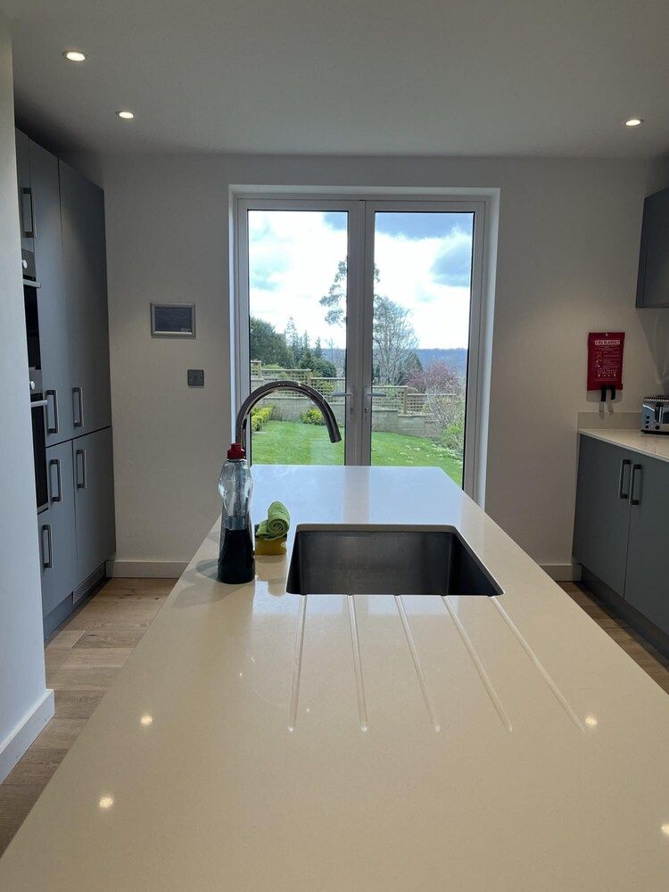 CH Apt 2 2bed in Bath Apartment 17