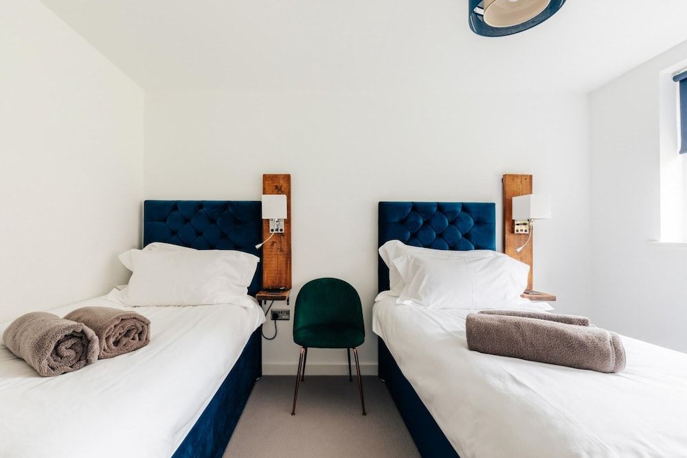 CH Apt 2 2bed in Bath Apartment 28