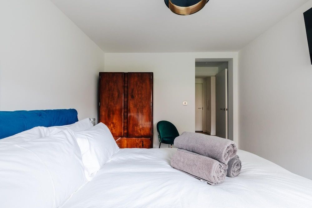 CH Apt 2 2bed in Bath Apartment 34