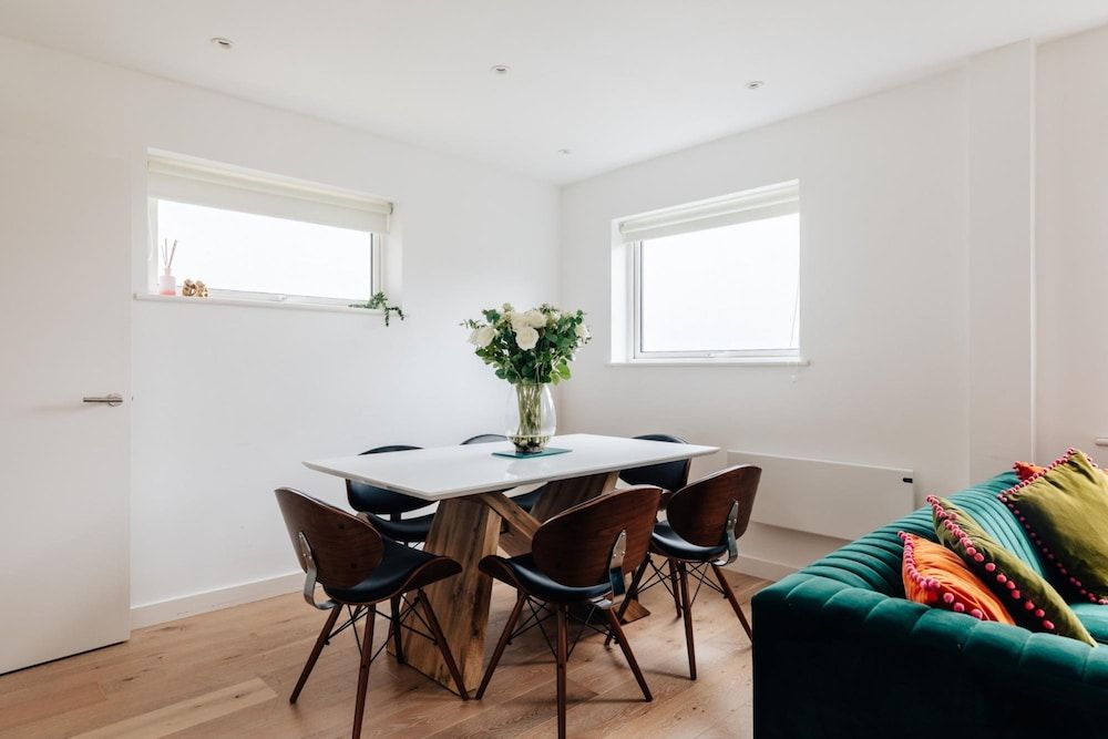 CH Apt 11 2bed in Bath Apartment 16