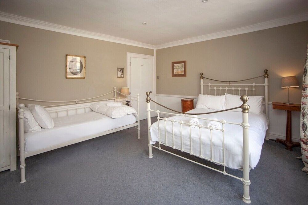 The Georgian Townhouse Pierrepont Place Traditional House, Private Bathroom, City View (PP) 14