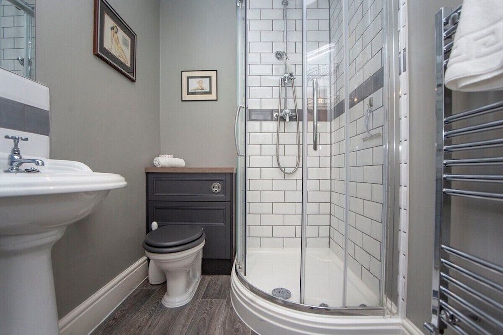 The Georgian Townhouse Pierrepont Place Traditional House, Private Bathroom, City View (PP) 30