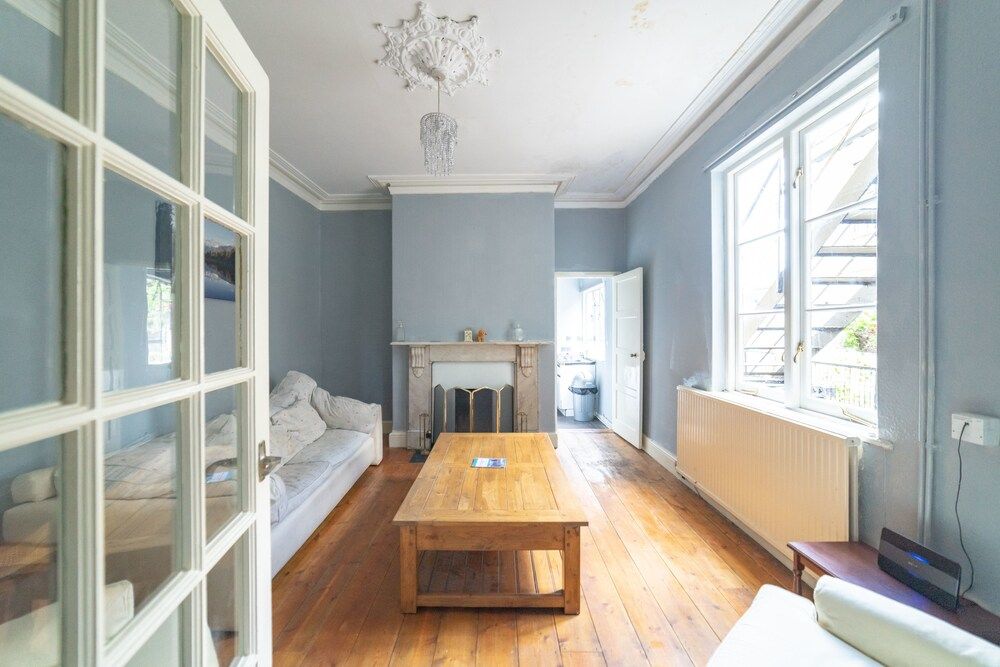 Stag and Hen Friendly House House 2