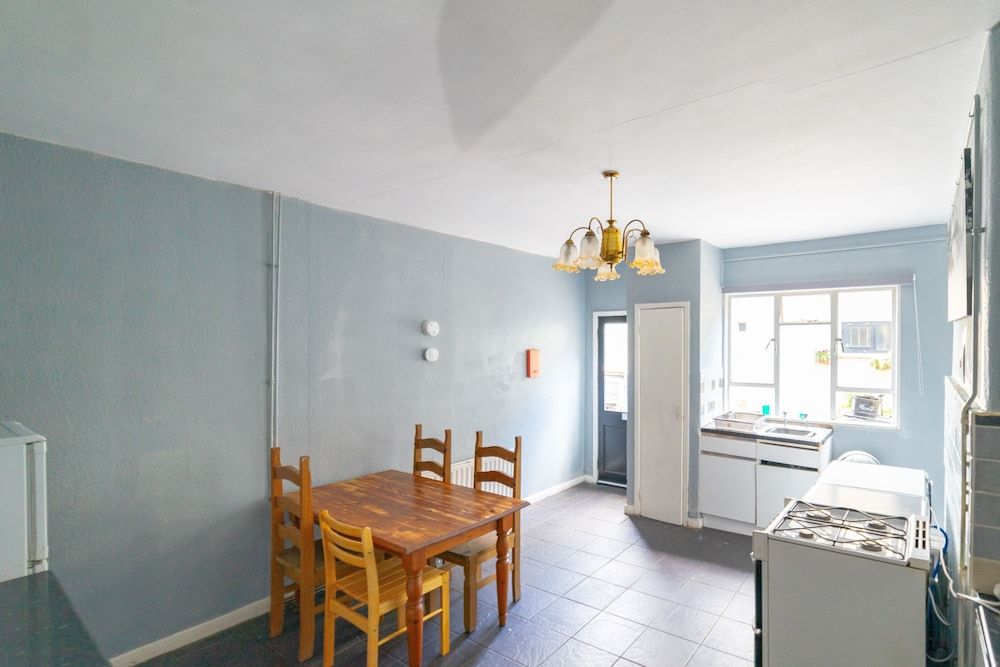 Stag and Hen Friendly House House 30