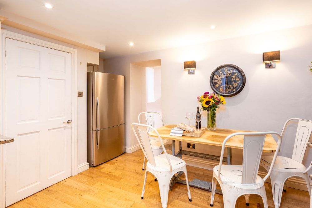 Murphys place House, 3 Bedrooms 11