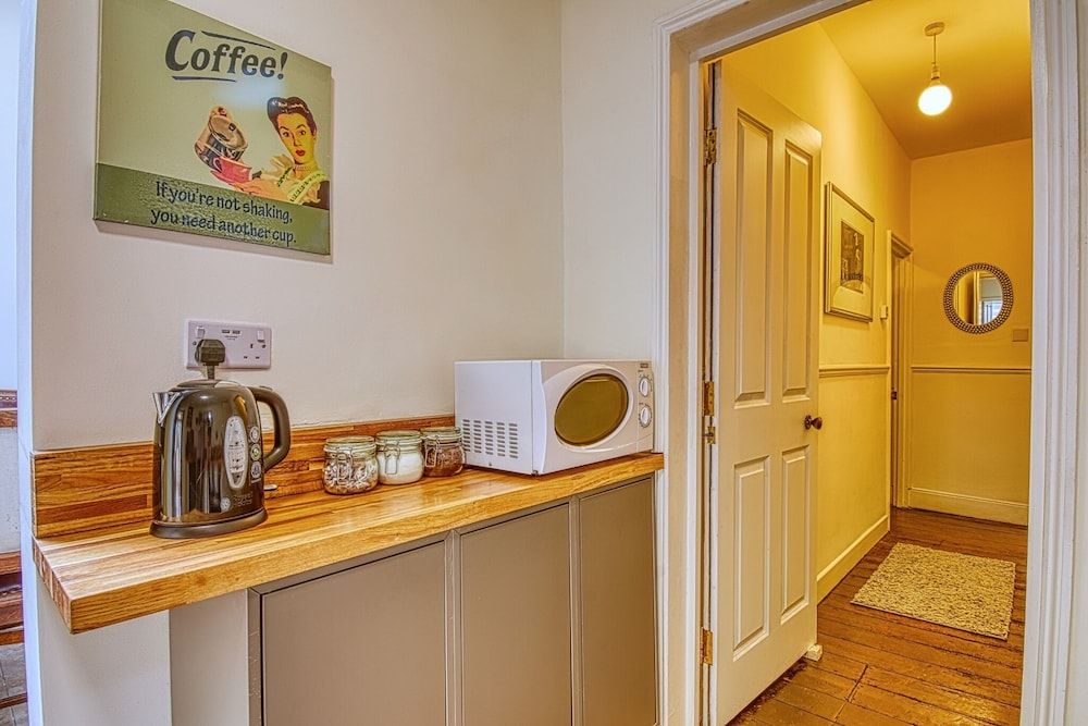 Ghar Homes - Bath Large Family Home City House, Private Bathroom, Garden View 22