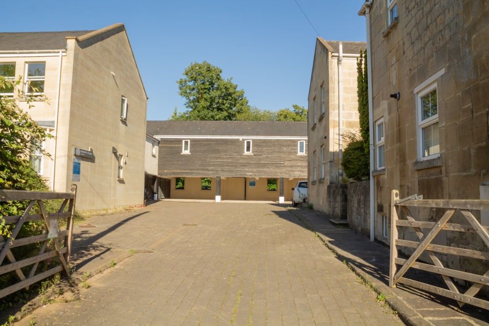 undefined Sydney Wharf House 2