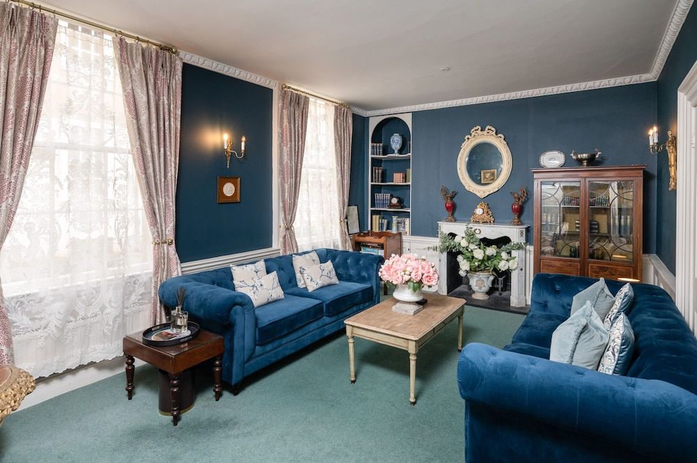 Abbey Mews Deluxe House, Private Bathroom, City View 29