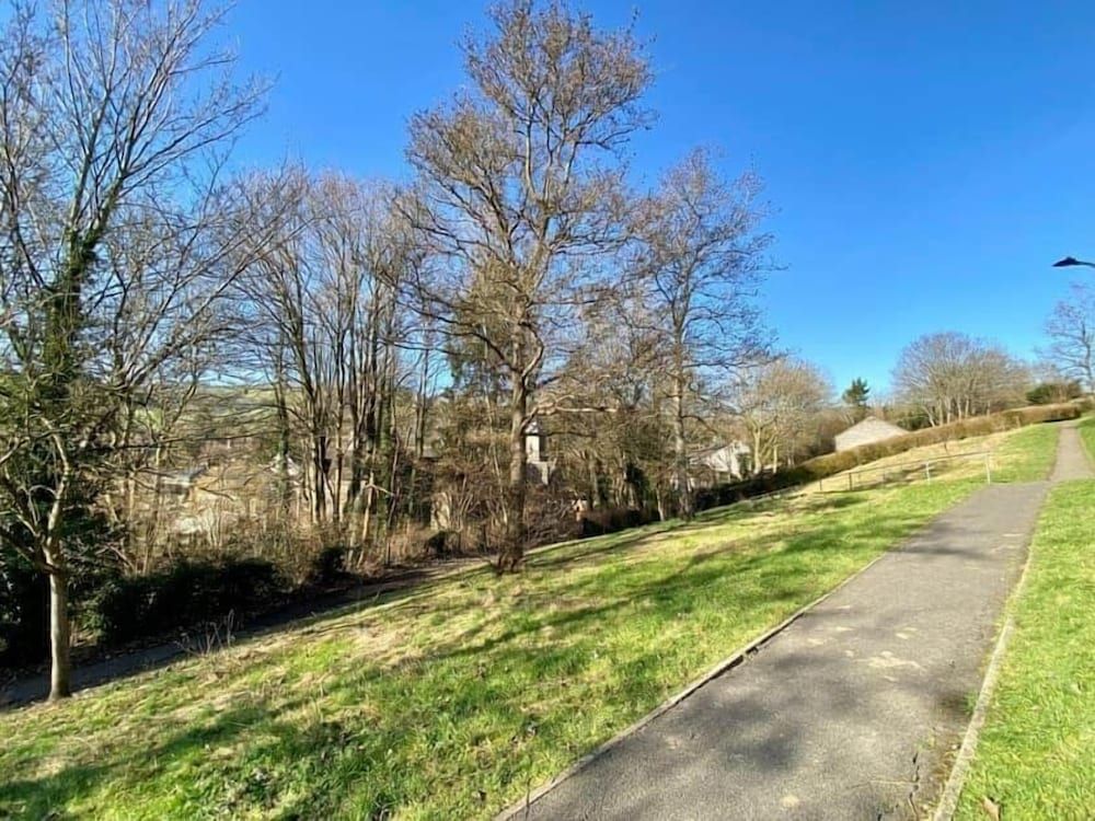 undefined Scarlet House 3