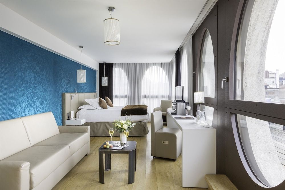 Junior Suite, 1 King Bed