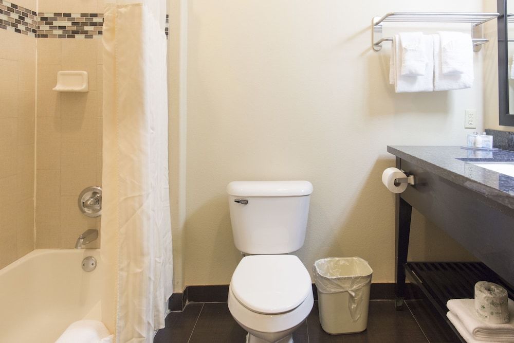 Red River Inn And Suites Studio Suite, 1 King Bed 4