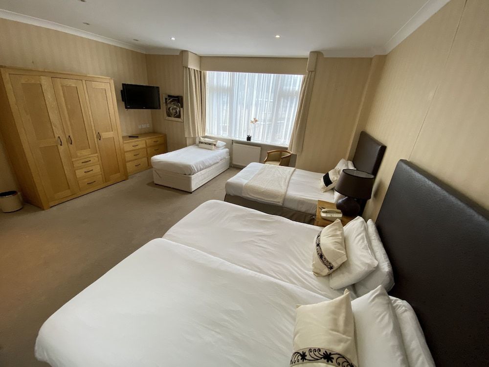 Family Quadruple Room, Multiple Beds