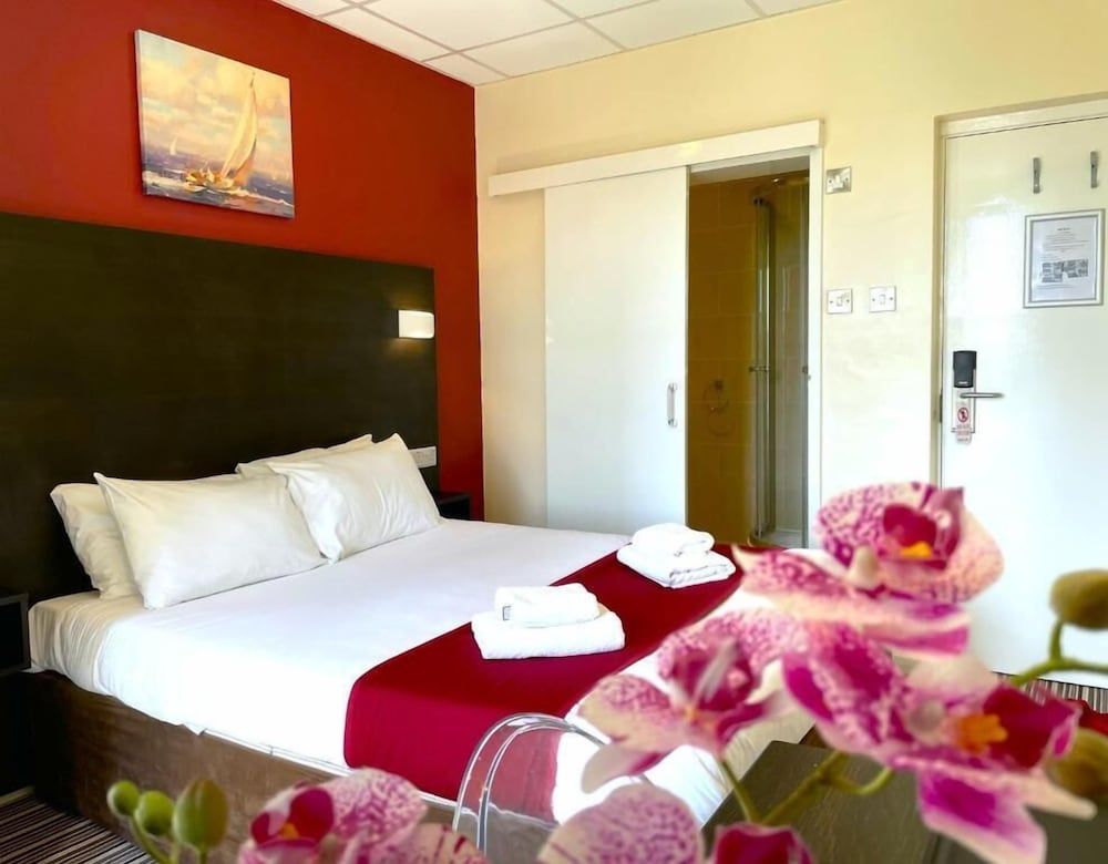 The Piccadilly Hotel