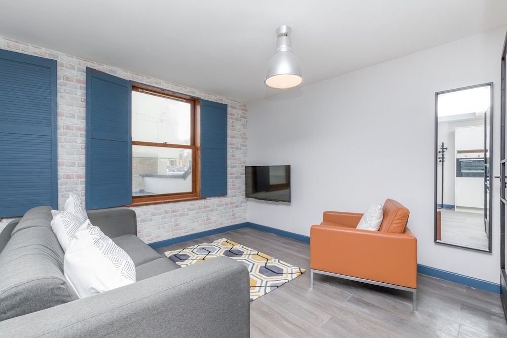 The Loft Brighton Studio, 1 Double Bed with Sofa bed 9