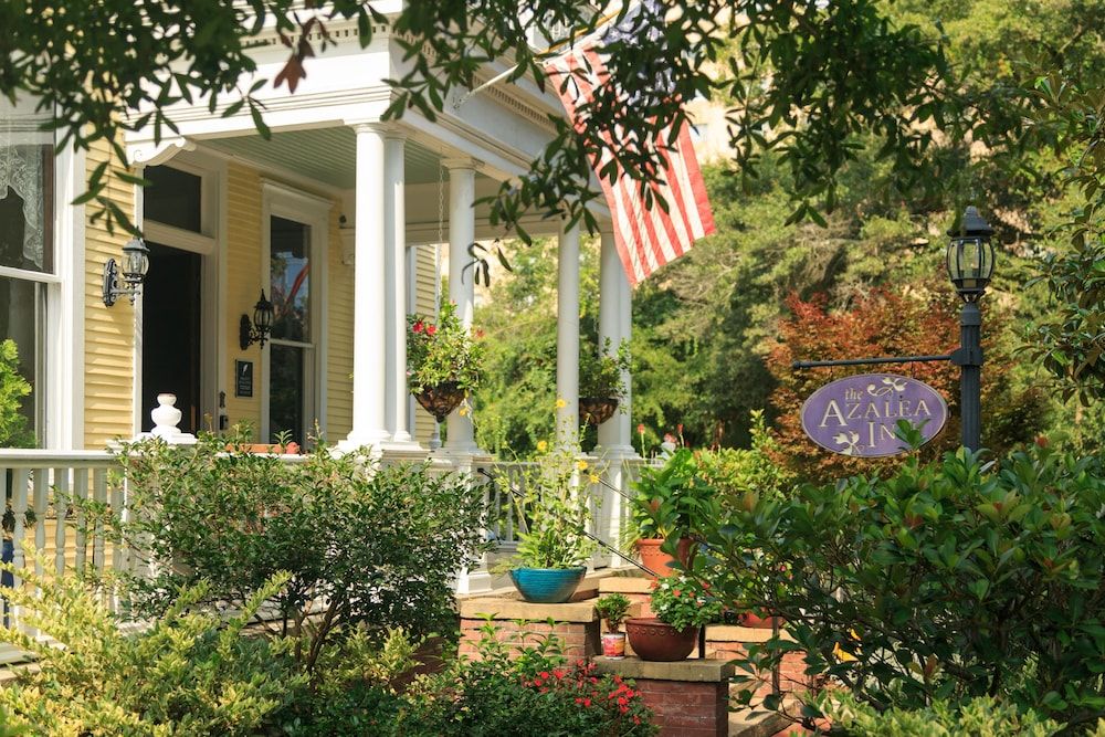 undefined Azalea Inn and Villas 7