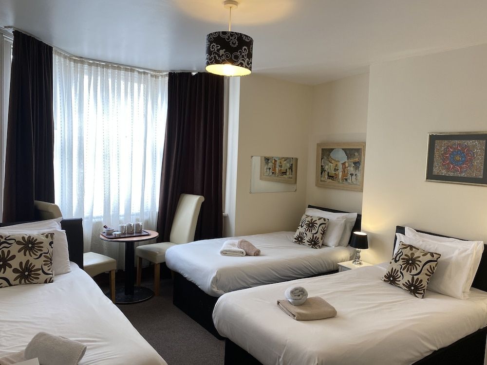 Classic Triple Room