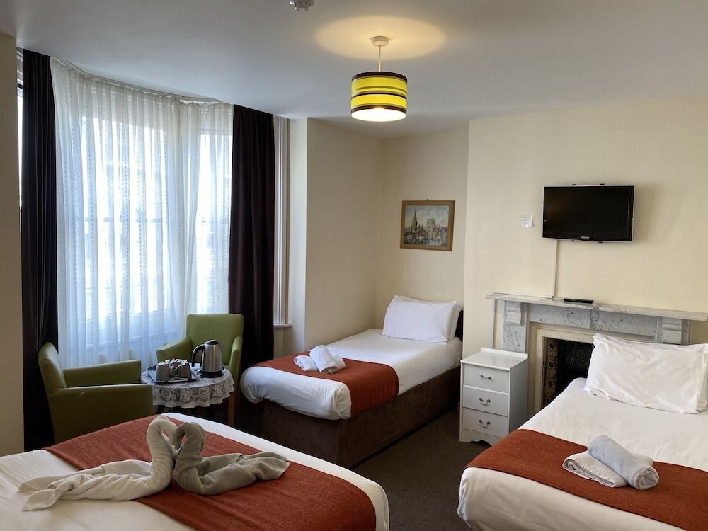 Superior Triple Room