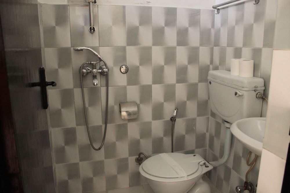 Hotel Buddha Land Standard Double Room 8