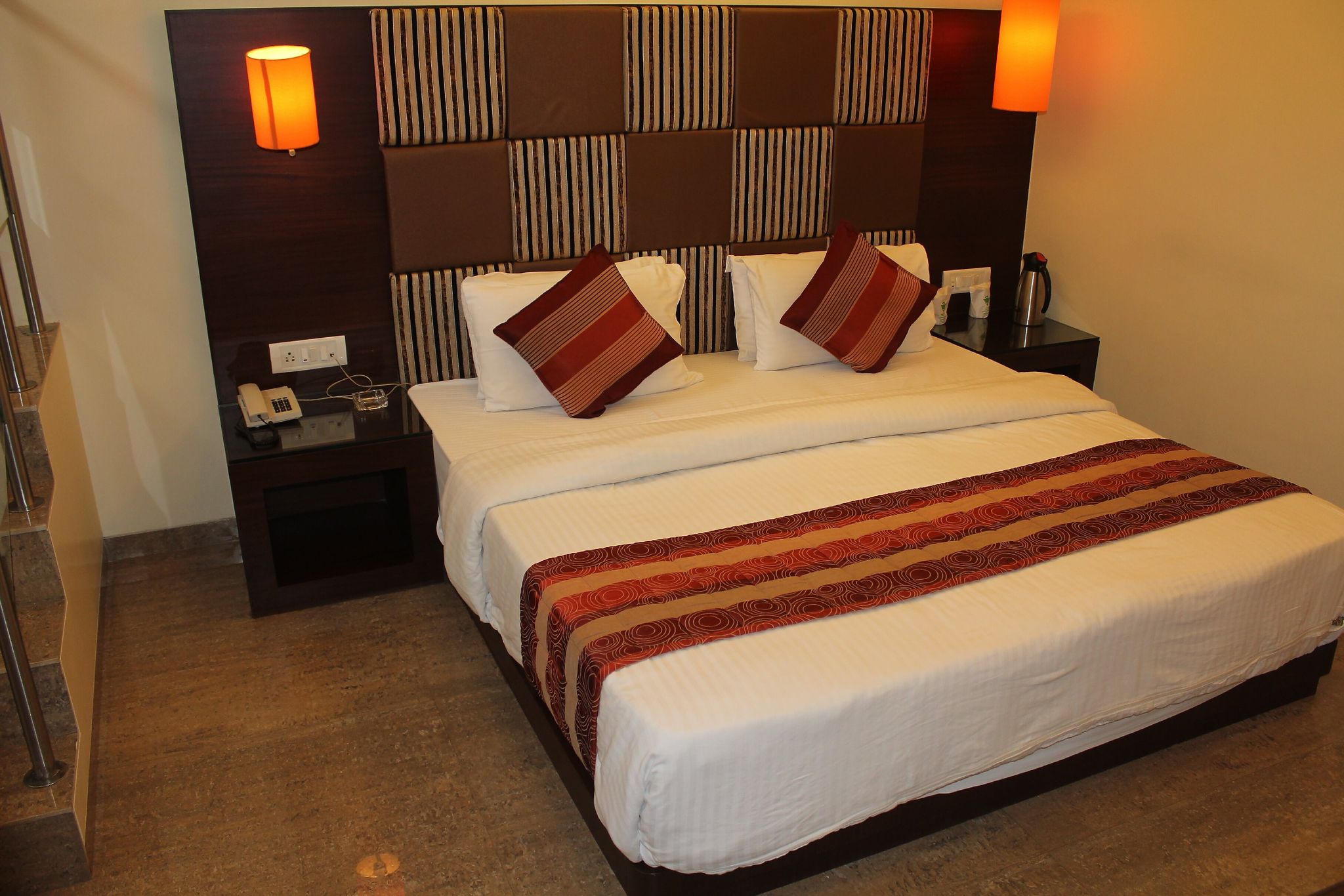 Valley View Beacon Resort  Deluxe 4