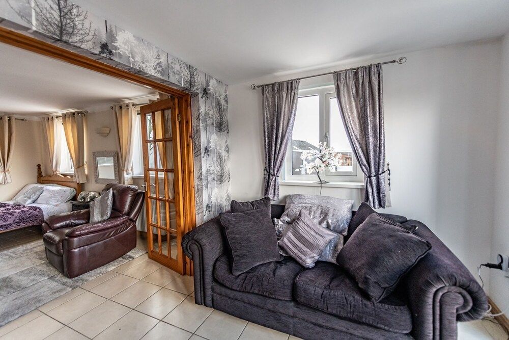 Bunny Meadows Farmhouse Luxury Cottage 12