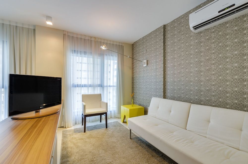 Premium Suite