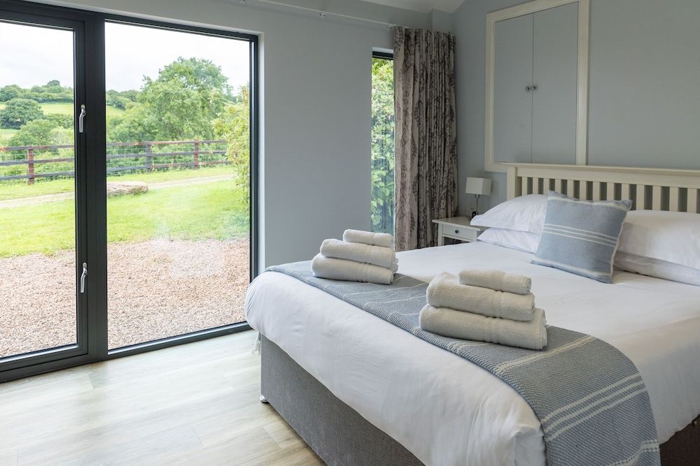 Cottage, Ensuite (Sugar loaf)