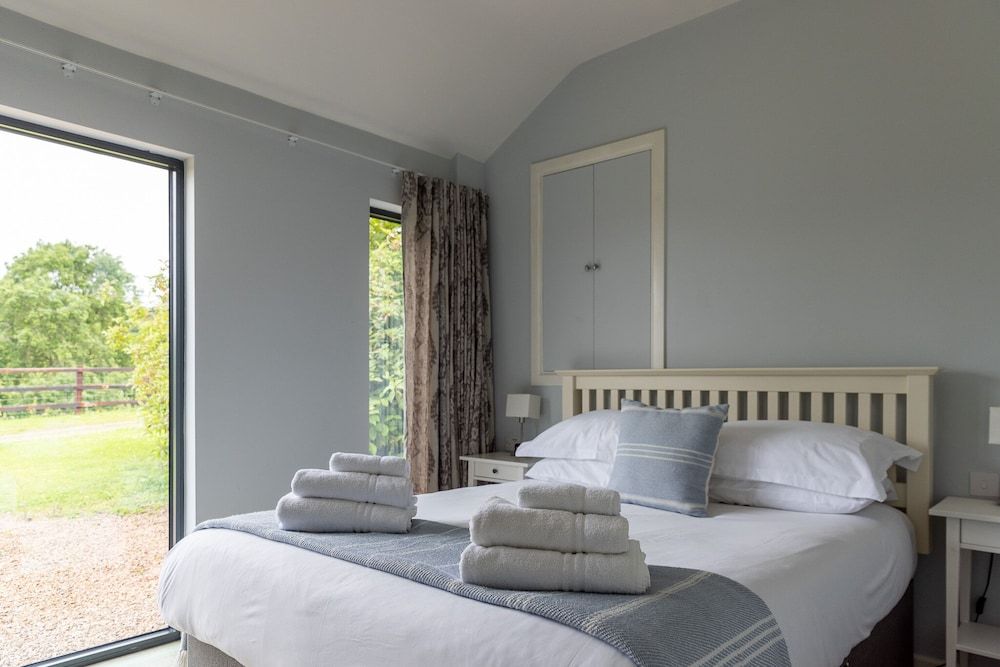 Cottage, Ensuite (Sugar loaf)