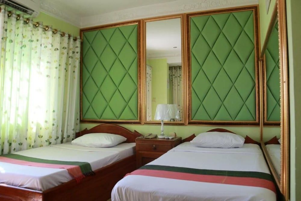 undefined Sky Park Guesthouse 10