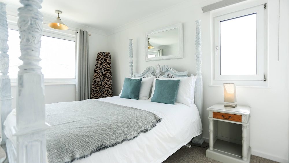 Panoramic Apartment, Private Bathroom, Sea View
