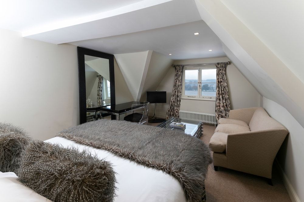 Talbooth House & Spa Deluxe Room 2