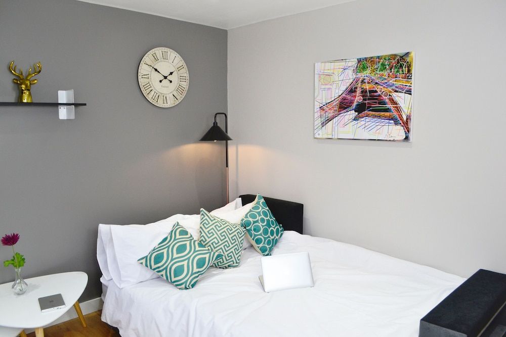 undefined MediaHub Apartment 2 10