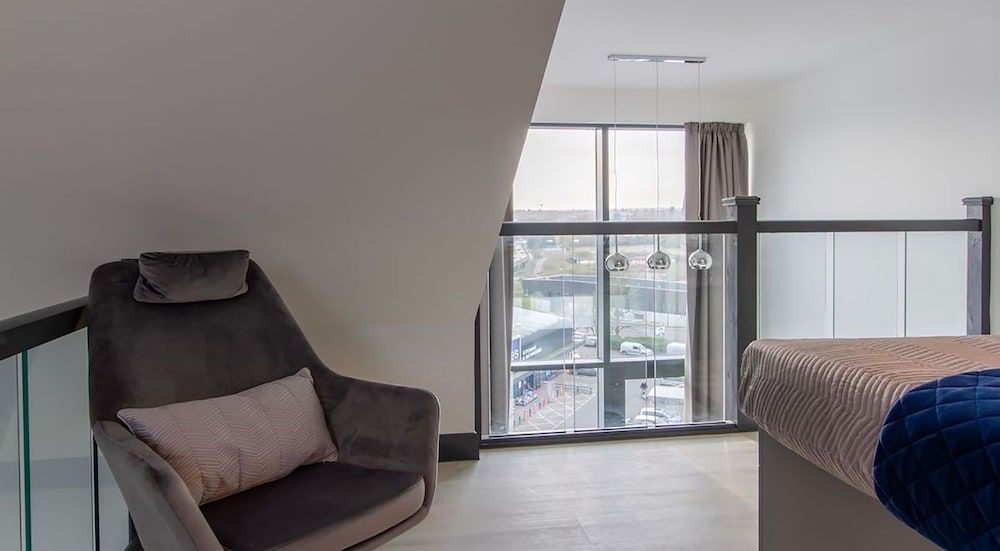 undefined The Residence Coventry by Paymán Club 5